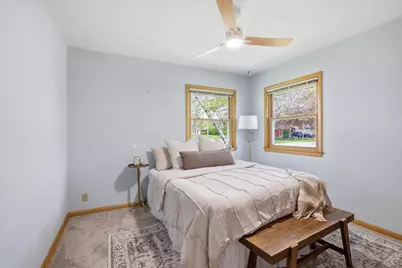 5400  Mansfield Dr, Greendale, WI 53129 - Photo 16