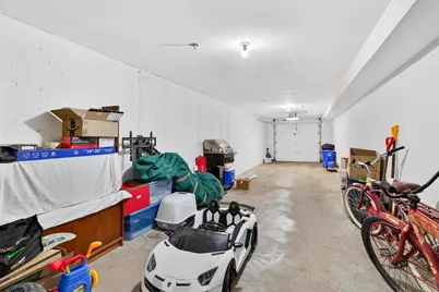 18950  Toldt Woods Dr #19, Brookfield, WI 53045 - Photo 32