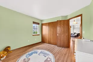 18950 Toldt Woods Dr, Brookfield, WI 53045 - Photo 24