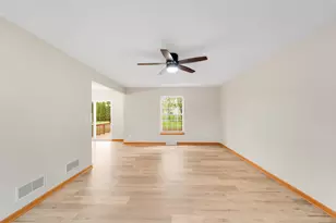 8275 S Parkview Ct, Oak Creek, WI 53154 - Photo 2