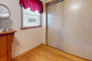 2945 S 104th St, West Allis, WI 53227 - Photo 14