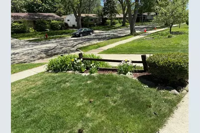 2945 S 104th St, West Allis, WI 53227 - Photo 30