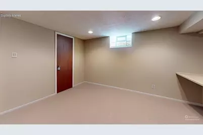 2945 S 104th St, West Allis, WI 53227 - Photo 22