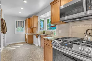 2504 Lakeshore Dr, Sheboygan, WI 53081 - Photo 16