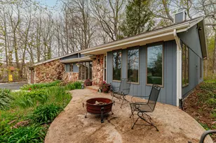 S86W24960 Stonehill Dr, Vernon, WI 53149 - Photo 4