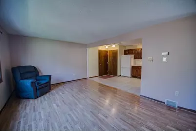 730  10th Ave, Onalaska, WI 54650 - Photo 2