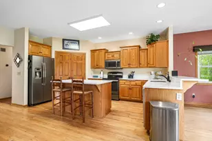 N43W33183 Glen Parc Cir, Nashotah, WI 53058 - Photo 16