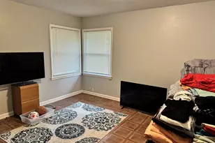 8665 N Hawthorne Rd, River Hills, WI 53217 - Photo 20