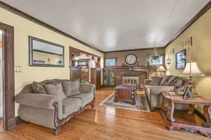 415 E College Ave, Waukesha, WI 53186 - Photo 10