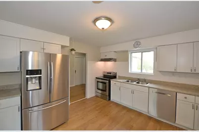 5312  Spring St, Racine, WI 53406 - Photo 10