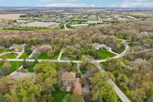 N29W30593 Foxwood Dr, Delafield, WI 53072 - Photo 48