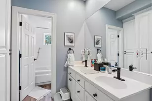 N29W30593 Foxwood Dr, Delafield, WI 53072 - Photo 28
