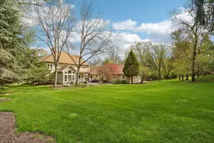 N29W30593 Foxwood Dr, Delafield, WI 53072 - Photo 44