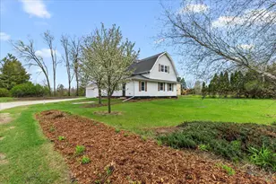 2185 E Newark Dr, Trenton, WI 53090 - Photo 48