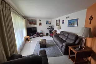 1212 S 35th St, Manitowoc, WI 54220 - Photo 4