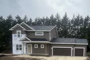 549 Hawks Ridge Rd, Grafton, WI 53024 - Photo 1