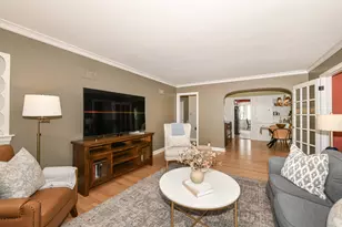 5242 N Bay Ridge Ave, Whitefish Bay, WI 53217 - Photo 8