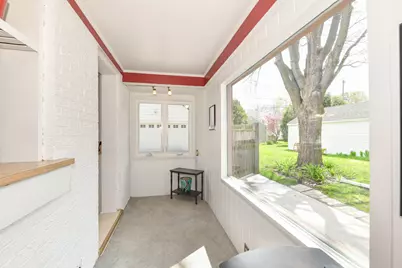 5242 N Bay Ridge Ave, Whitefish Bay, WI 53217 - Photo 18