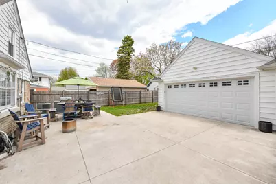 5242 N Bay Ridge Ave, Whitefish Bay, WI 53217 - Photo 44