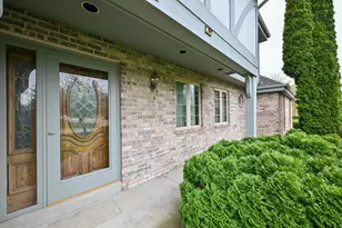 W130S9602 Jimmy Demaret Dr, Muskego, WI 53150 - Photo 2