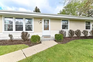 6516 59th Ave, Kenosha, WI 53142 - Photo 2