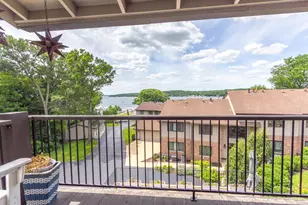 1070 S Lake Shore Dr, Lake Geneva, WI 53147 - Photo 20