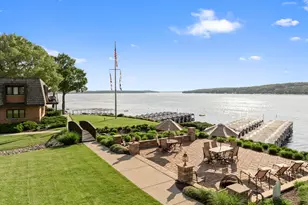 1070 S Lake Shore Dr, Lake Geneva, WI 53147 - Photo 34