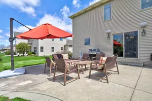 9920 50th Ave, Pleasant Prairie, WI 53158 - Photo 10