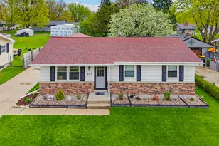 605 Victoria St, West Bend, WI 53090 - Photo 30