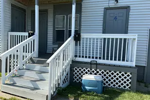 823 Forest St, Racine, WI 53404 - Photo 4