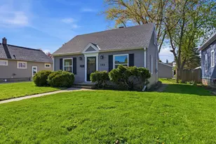 143 Frame Ave, Waukesha, WI 53186 - Photo 2