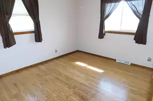 309 Judge Dr, Saukville, WI 53080 - Photo 12