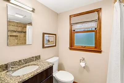 695  Meadow Ln, Elm Grove, WI 53122 - Photo 14