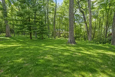 695  Meadow Ln, Elm Grove, WI 53122 - Photo 22
