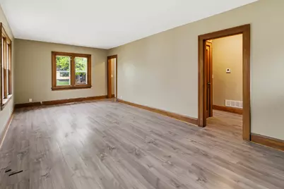 2432 N 55th St, Milwaukee, WI 53210 - Photo 12