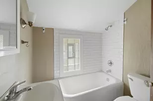 2432 N 55th St, Milwaukee, WI 53210 - Photo 16