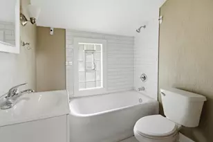 2432 N 55th St, Milwaukee, WI 53210 - Photo 18