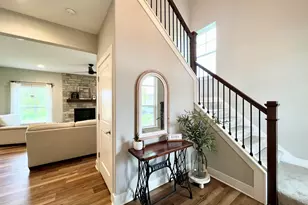 1260 Chippewa Dr, Hartford, WI 53027 - Photo 4