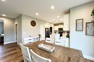 1260 Chippewa Dr, Hartford, WI 53027 - Photo 20