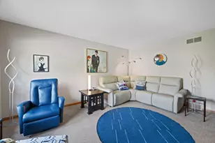 3334 N Argonne Dr, Milwaukee, WI 53222 - Photo 10