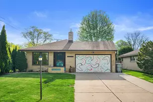 3334 N Argonne Dr, Milwaukee, WI 53222 - Photo 1