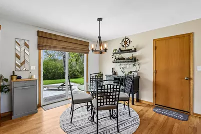 1900  Wexford Ln, Waukesha, WI 53186 - Photo 6