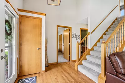 1900  Wexford Ln, Waukesha, WI 53186 - Photo 2