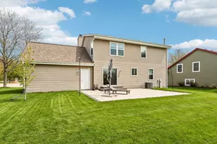 1900 Wexford Ln, Waukesha, WI 53186 - Photo 28
