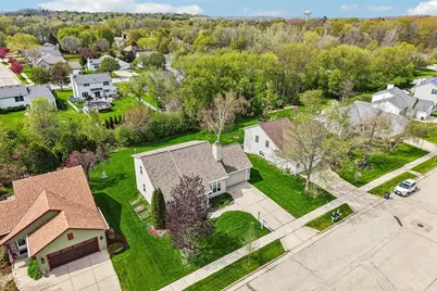 1900  Wexford Ln, Waukesha, WI 53186 - Photo 38
