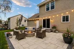1900 Wexford Ln, Waukesha, WI 53186 - Photo 32
