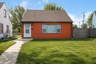 2619 W Linwal Ln, Milwaukee, WI 53209 - Photo 1