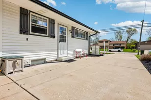 3812 5th Ave, South Milwaukee, WI 53172 - Photo 34