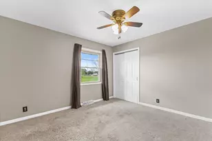 1200 W Tiffany Ln, Oak Creek, WI 53154 - Photo 26