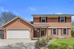 1200 W Tiffany Ln, Oak Creek, WI 53154 - Photo 2